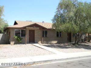 $72,500
Mesa 1BA, Located in the heart of , this duplex offers two 2