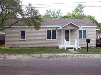 $72,900
Winamac 2BR 2BA, DON'T LET THIS HOUSE FOOL YOU