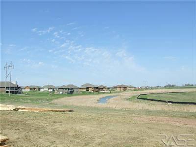 $73,900
Sioux Falls, Large desirable-hard to find walkout lot with