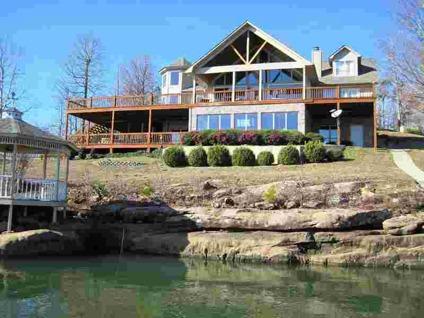 $749,000
Arley 4BR, LEWIS SMITH LAKE - An open floor plan with