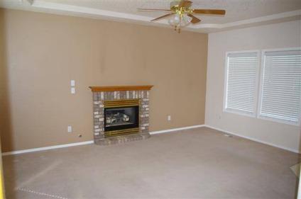 $74,500
Nampa 3BR 2.5BA, Holton Home in Sunset Oaks subdivision.