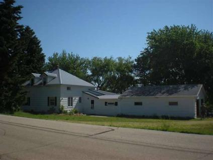 $74,900
Holland 3BR 1BA, Location Location! Just 1/4mile from and on