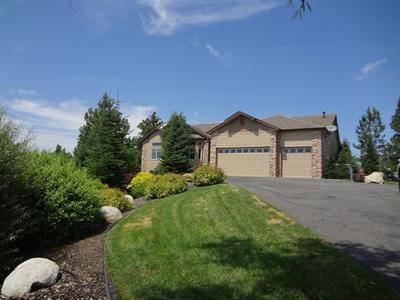 $759,000
Absolutely stunning home on 10 level acres