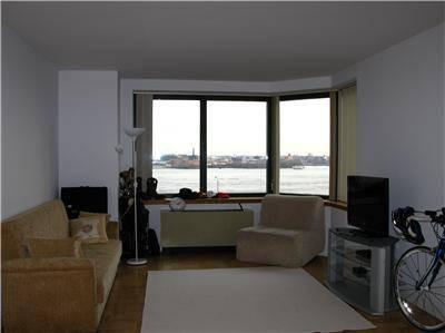 $759,000
New York 1BA, Ultra Bright and Spacious One Bedroom