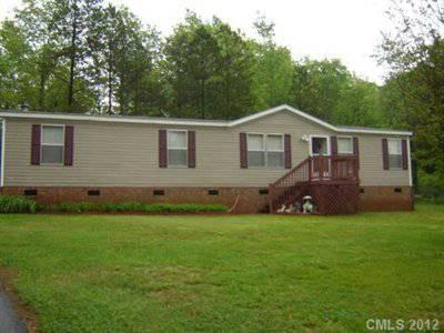 $75,000
Catawba 3BR 2BA, Very well-kept home and both lots in good