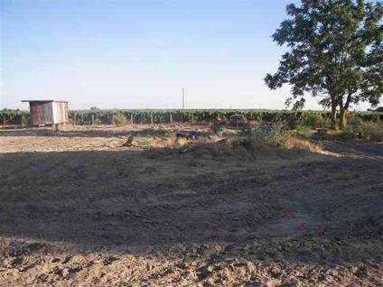 $75,000
Fresno, Easy access to Freeway 41, country living