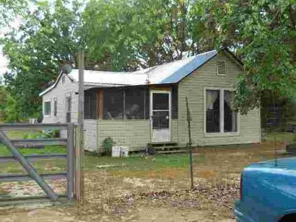 $75,900
Bring ALL your family. This 5 ac. m/l has a 2 bedroom, 1 bath home and 2 mobile