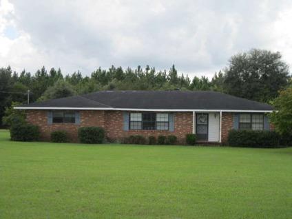 $75,900
Glennville 3BR 2BA, 197 Midge Durrence Road~ $75,900 Country