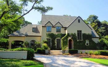 $769,500
Fairhope 4BR 4.5BA, Custom features throughout and open