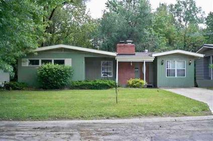 $76,000
Warrensburg Real Estate Home for Sale. $76,000 3bd/2ba. - KITTY TEETER of