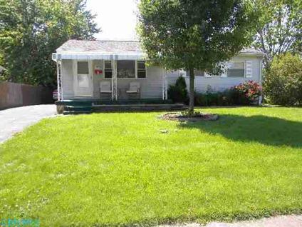 $76,900
Columbus 2BR 1BA, Wonderful price for this ranch home in