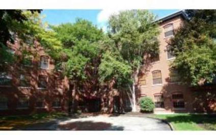 $76,900
Manchester 1BR 1BA, Do you want to feel like you live in
