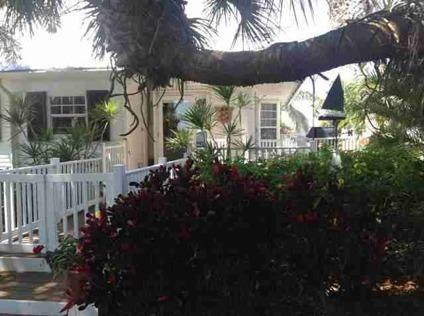 $775,000
Captiva 3BR, This special home overlooks the UseppaMarina