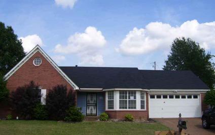 $77,900
Sold for $127k in 2006! New roof and no city taxes this one will go fast!