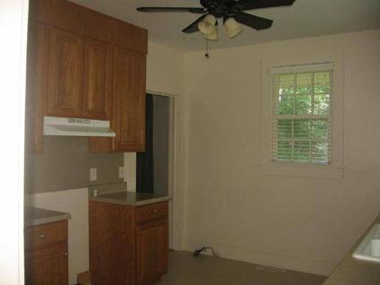 $78,000
Rome 1BA, BRICK COTTAGE WITH TWO BIG BED, NEW KITCHEN