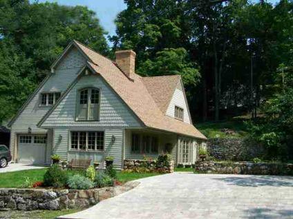 $795,000
Tuxedo Park 3BR 2BA, An amazingly spacious country cottage