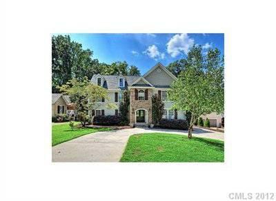 $799,000
Charlotte, AMAZING HOME! Everthing you need, 5 beds