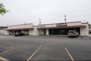 $799,000
Crestwood, DEAL OF THE CENTURY!!!!, strip mall
