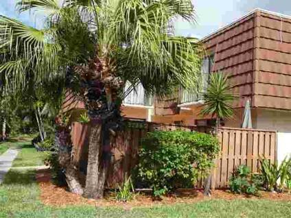 $79,000
Fort Myers 2BR 2BA, Looking for a great community that is