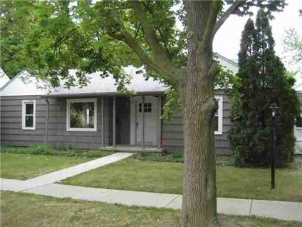 $79,000
Nice Remodeled Home with a Split Floor Plan. This Home Has a New Kitchen