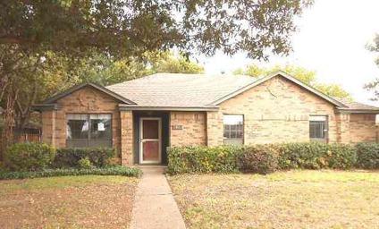 $79,500
Rowlett, Traditional 3br/2ba/1La home with mature trees