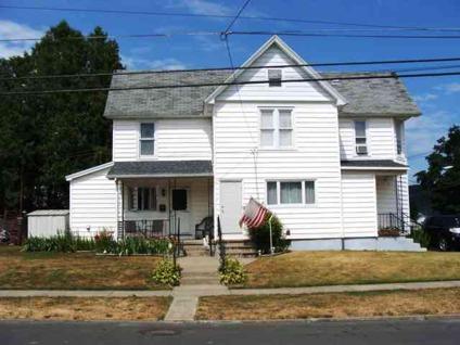 $79,900
Frankfort 3BR, Looking for a spacious family home