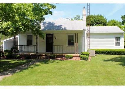 $79,900
Springfield 3BR 1BA, Darling home. Great curb appeal!