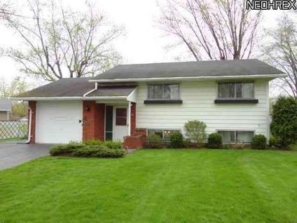 $79,900
Warren, Move In - to this lovely 3 bedroom, 1.5 bath