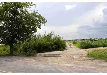 $80,000
Great, buildable lot close in, nice homes surrounding. Site built & newer