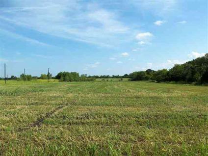 $80,000
Great location for investment or future homesite. Unrestricted land with some