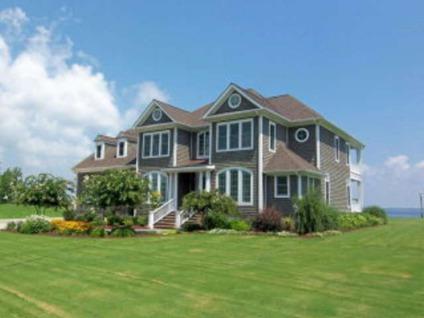 $819,000
Merry Hill 4BR 3.5BA, CUSTOM CAPE COD WATERFRONT home with