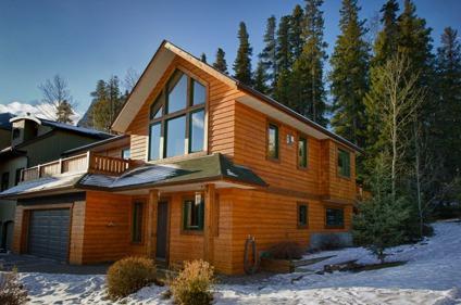 $822,000
House for sale on Carey in Canmore