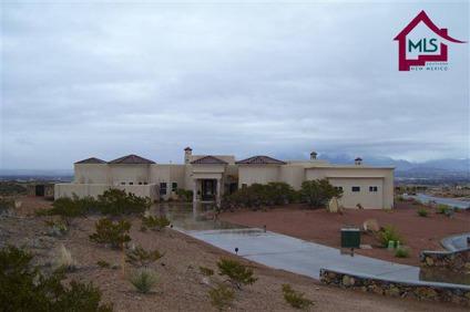 $825,000
Las Cruces Real Estate Home for Sale. $825,000 3bd/4ba. - BETH DAGE of