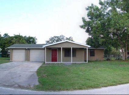 $82,900
Newly Renovated 3/2/2 on almost 1/4 Acre