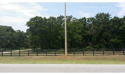 $83,000
2.75 acres with Three BR 1.5 BA home. Fresh Paint, Updated Kitchen