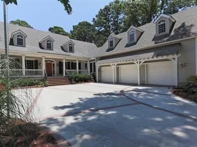 $849,000
Close to the Beach in Port Royal Plantation