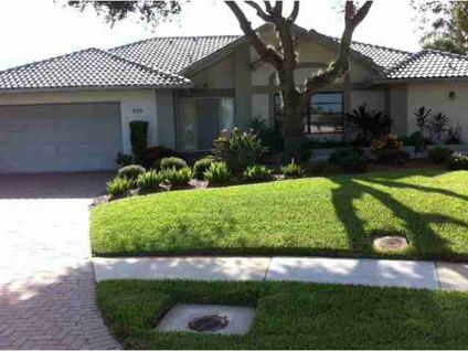 $849,000
Marco Island 3BR, Fantastic Tip Lot with Sunset views along