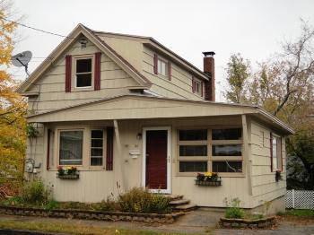 $84,900
Auburn 1.5BA, Excellent Value! 3 Bedroom, 2-story home with