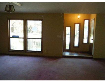 $84,900
Kennesaw 3BR 2BA, CHARMING SPLIT FOYER WITH LARGE FAMILY