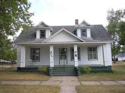 $84,900
Knox 3BR 2BA, Very attractive 1.5-story home with a cape cod