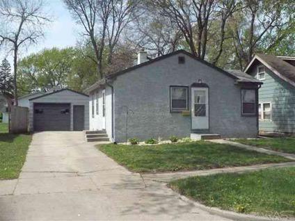 $84,900
Sioux Falls 2BR 2BA, Charming updated ranch home that is