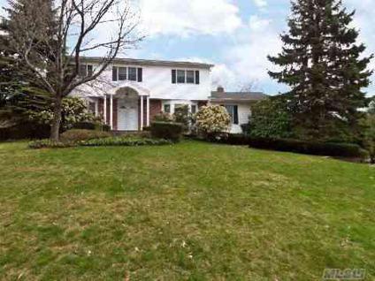 $859,000
Residential, Colonial - Dix Hills, NY