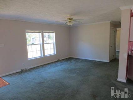 $85,000
Burgaw, Over 1,500 square feet with 3 Bedrooms, 2 Baths