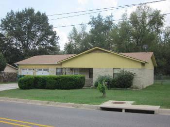 $85,000
Russellville 3BR 2BA, Listing agent and office: Sue Ann