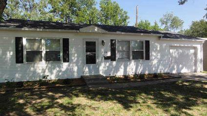 $85,000
Updated 2 Bed 1 Bath Home Ready For Move In!