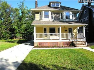 863 Nelaview Rd Cleveland Heights, OH 44112