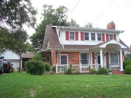 $86,500
ENDLESS POSSIBILITIES with this friendly older home waiting for you to recognize