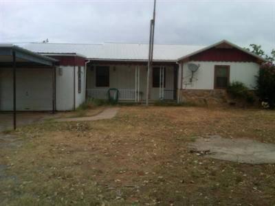 $86,500
Secluded Property Located Close to Town
