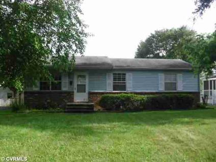 $86,900
Great investment opportunity on this 3 bedroom, 1 bath home!