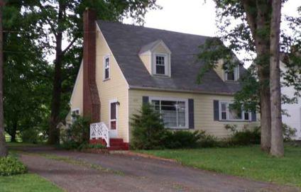 $86,900
Meadville 3BR 1.5BA, This spacious Cape Cod in a great